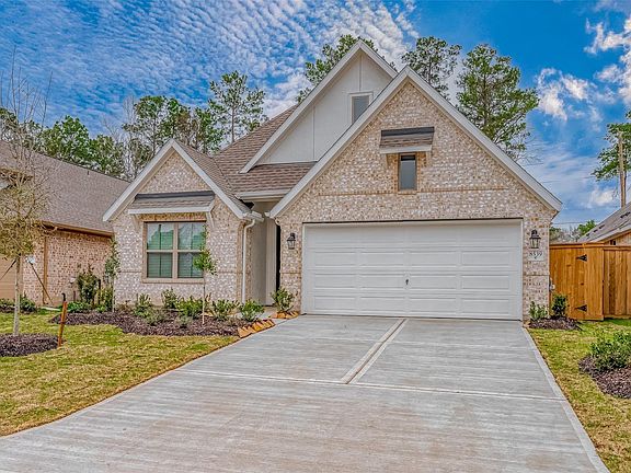 3rd image of 8539 International Falls Dr