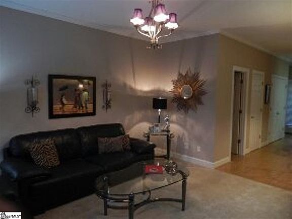 3rd image of 16 Rock Garden Ln