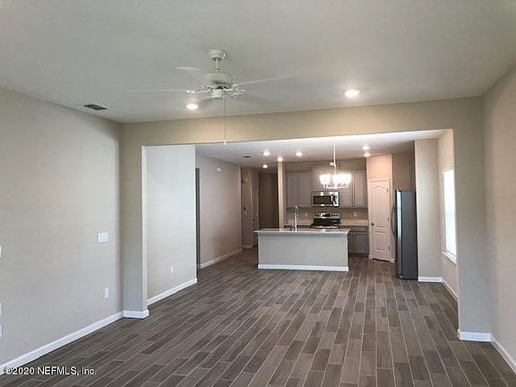 4th image of 52 Tintamarre Dr