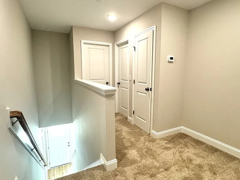 100 Loren Rd — Photo 12