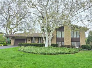 401 Eileen Dr, Rochester, NY 14616