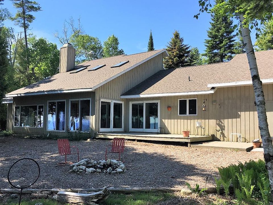 4394 Glidden Dr, Sturgeon Bay, WI 54235 Zillow