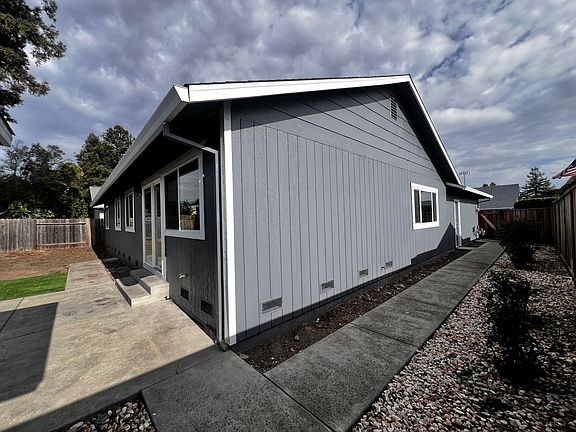 4th image of 1661 San Marino Dr