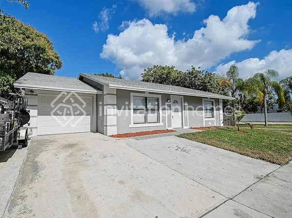 5825 Ithaca Cir W, Lake Worth, FL 33463