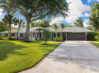 729 West St, Naples, FL 34108