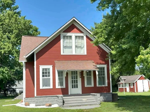 241 Florida St, Centerville, SD 57014