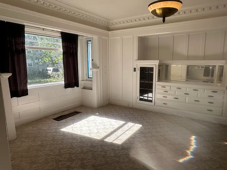 351 W 10th Ave #M — Photo 3