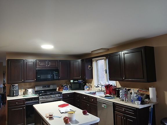 2nd image of 484 Kennebec Road
