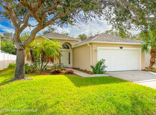 152 Morgan Cir, Sebastian, FL 32958