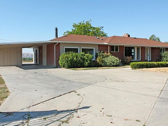 2nd image of 1117 Shady Ln