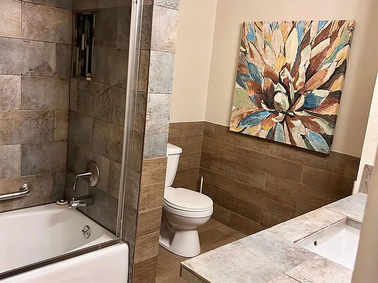 5720 E 62nd St S — Photo 22