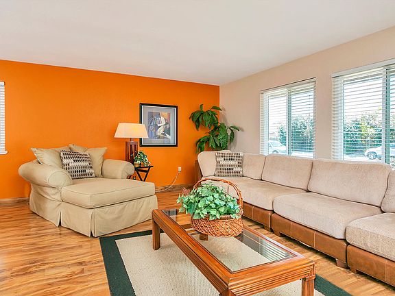 5th image of 4400 Blackford Way
