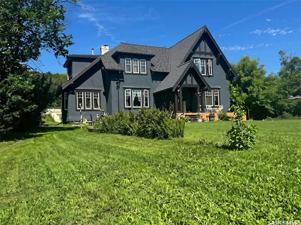 607 BARNETT Drive, Fort San, SK S0G 1S0
