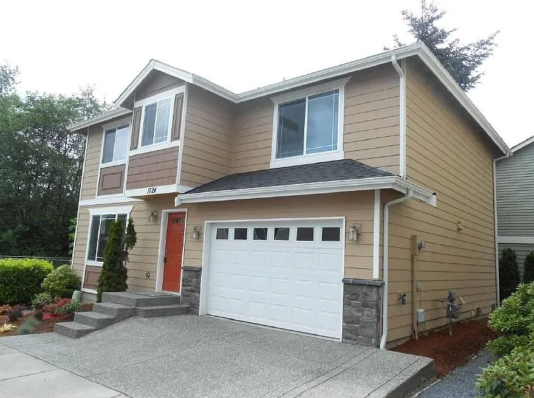 1724 98th Pl SW — Photo 2