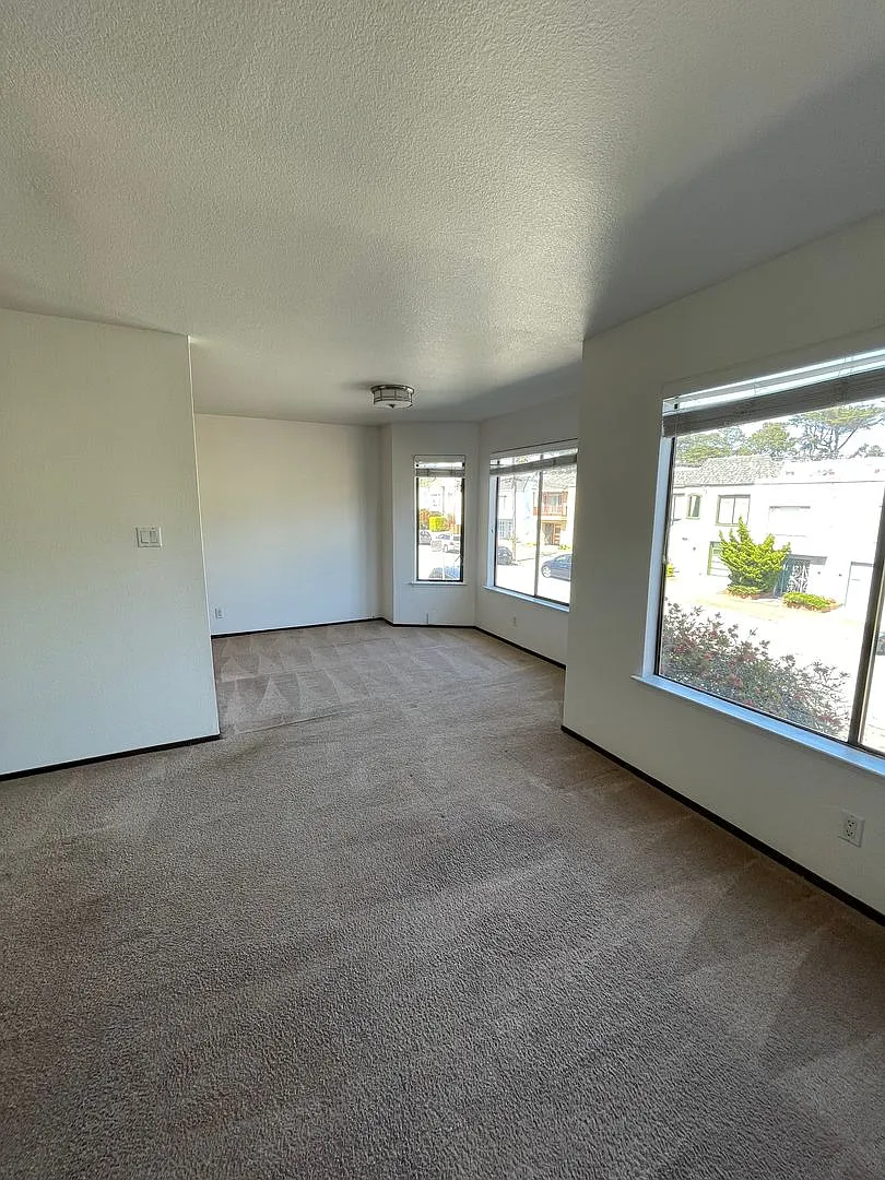 1795 38th Ave./ 3100-26 Noriega St. (1326rc) — Photo 1