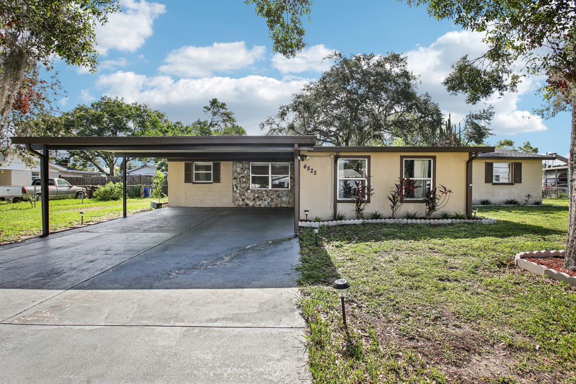Joyce Dr-S1707-001.jpg