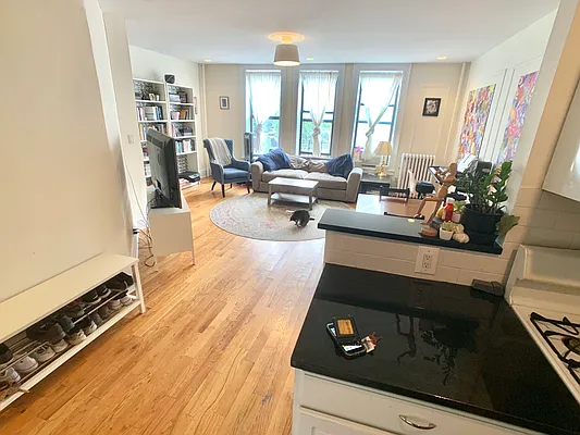 Rented by Prospect Heights Realty, Corp. | media 22