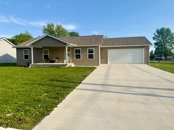 210 N Pike St, Anna, OH 45302