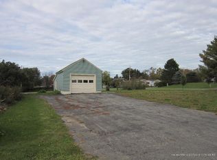 8 Scenic Dr, Caribou, ME 04736