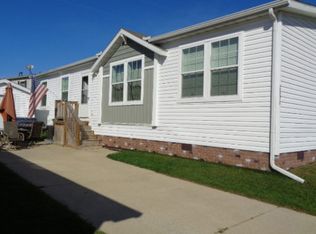 2898 Ruby Way, Milford, MI 48380