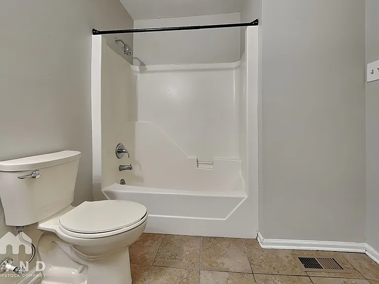 105 Mary Michael Ln — Photo 11