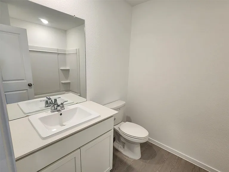 929 Capracotta Dr — Photo 17