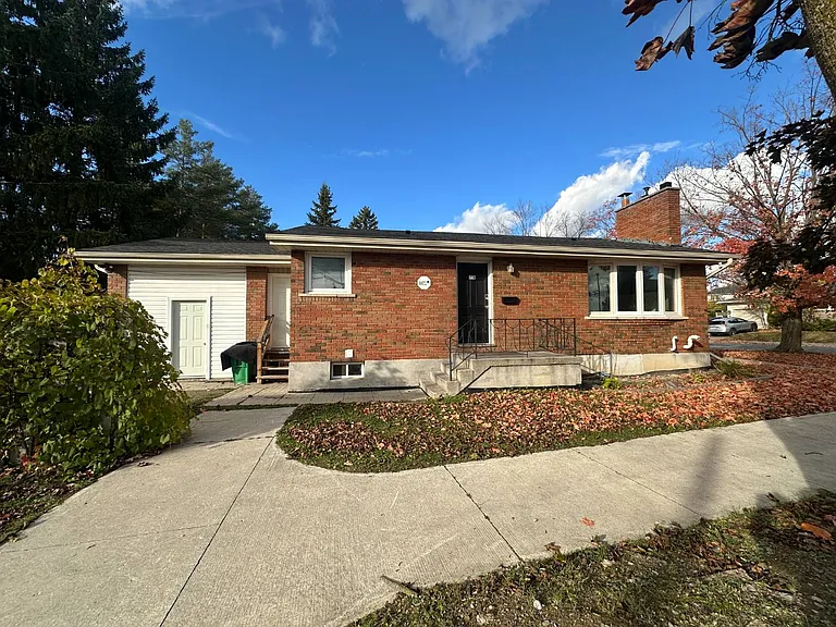 778 Weller St — Photo 21