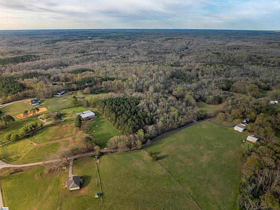 5th image of 275 Terry Shop Rd