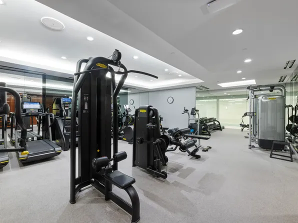 21 East 61st Street image 22 of 22