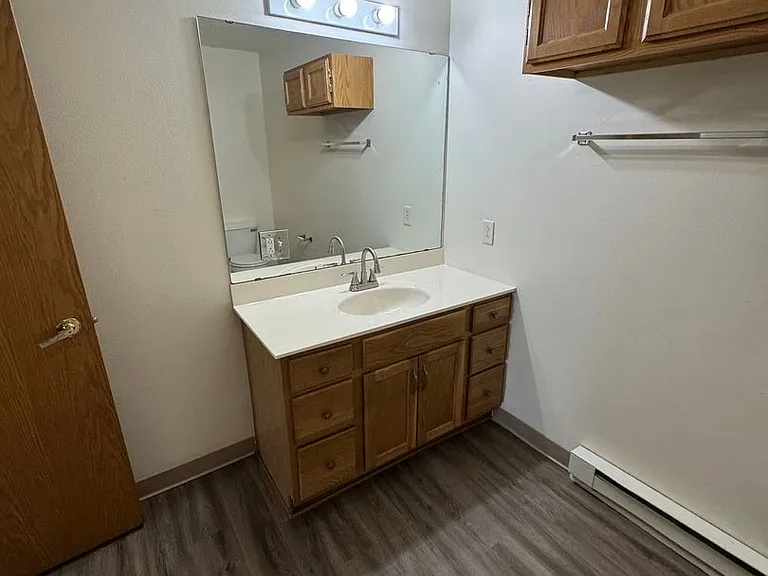 90 E Gridley Ave — Photo 82