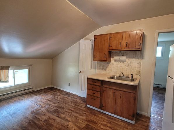 8866 Main St APT 3