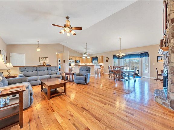 2nd image of 1410 Savanna Hills Dr
