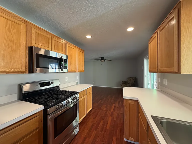 5408 Lark St SE — Photo 5