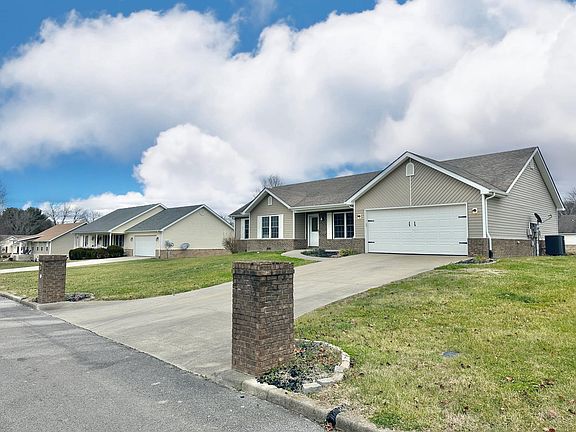 4th image of 285 Estates Dr