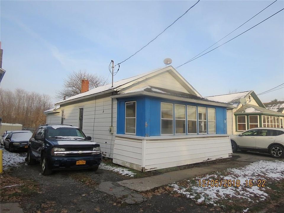 2nd image of 21 Shuler St