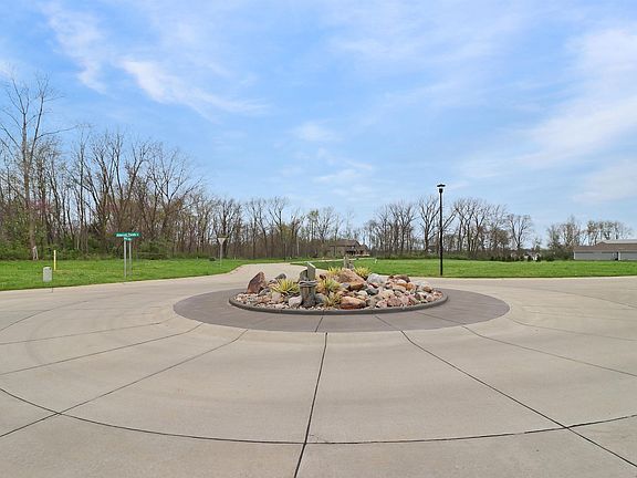 4th image of 4243 Admirals Landing Dr #248
