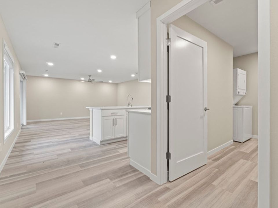 1st image of 417 4th Ave #C2