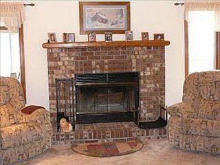 3rd image of 431 Cambridge Dr
