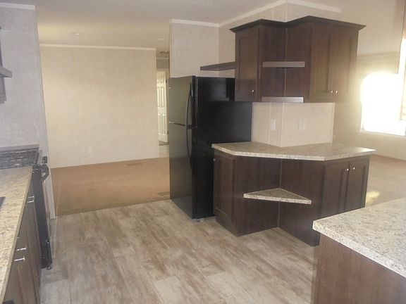 3rd image of 1250 Paree St #1031