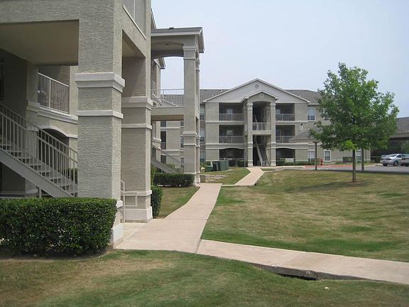 3rd image of 3000 N Lakeline Blvd #Rarw0cz9h