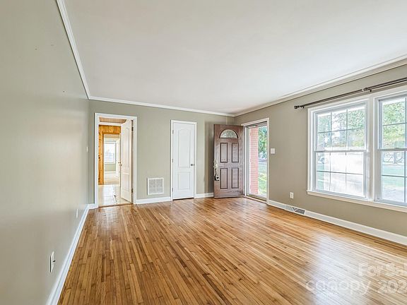 3rd image of 203 General Je Johnston St