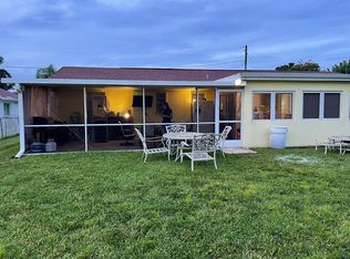 1390 N Alhambra Cir, Naples, FL 34103