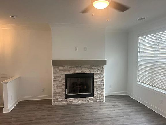 4th image of 4355 Sims Park Pl