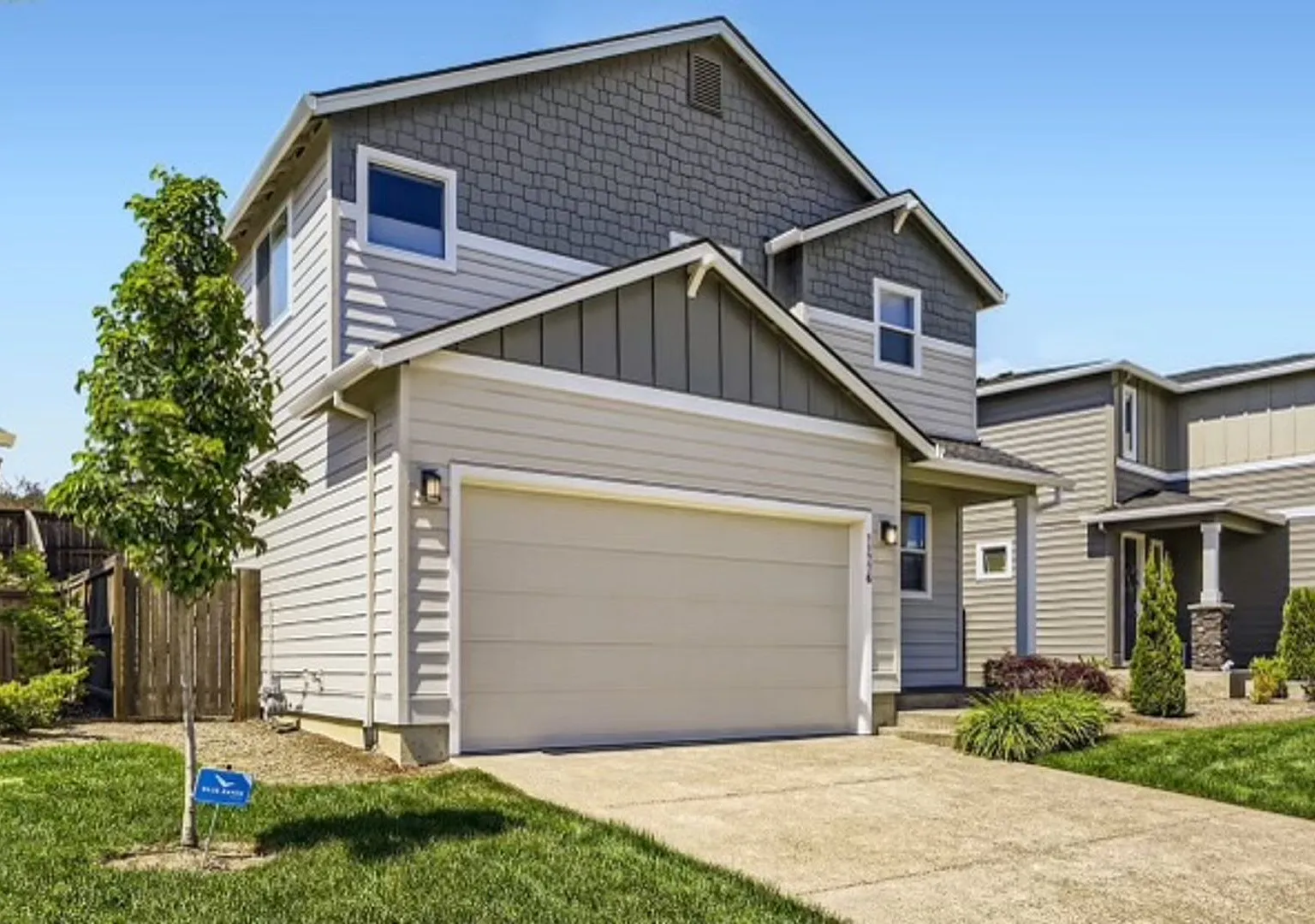 Happy Valley Home in Pleasant Valley Villages — Photo 2