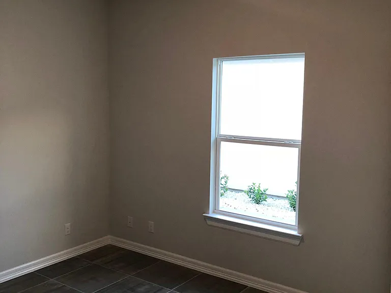 708 E La Cantera Ave #1 — Photo 7