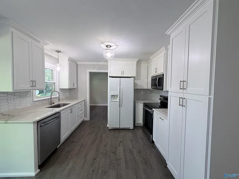 11114 Hillwood Dr SE — Photo 10