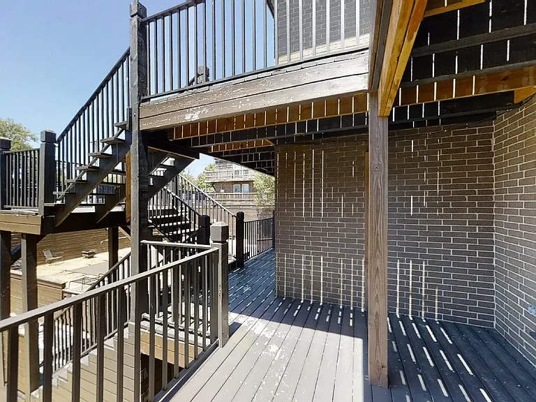 Plaza 44 Apartments — Photo 37