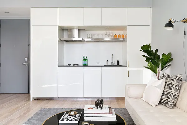 Sold by Compass | media 2
