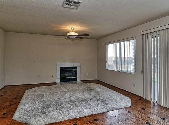 4th image of 15535 Fairbanks Dr