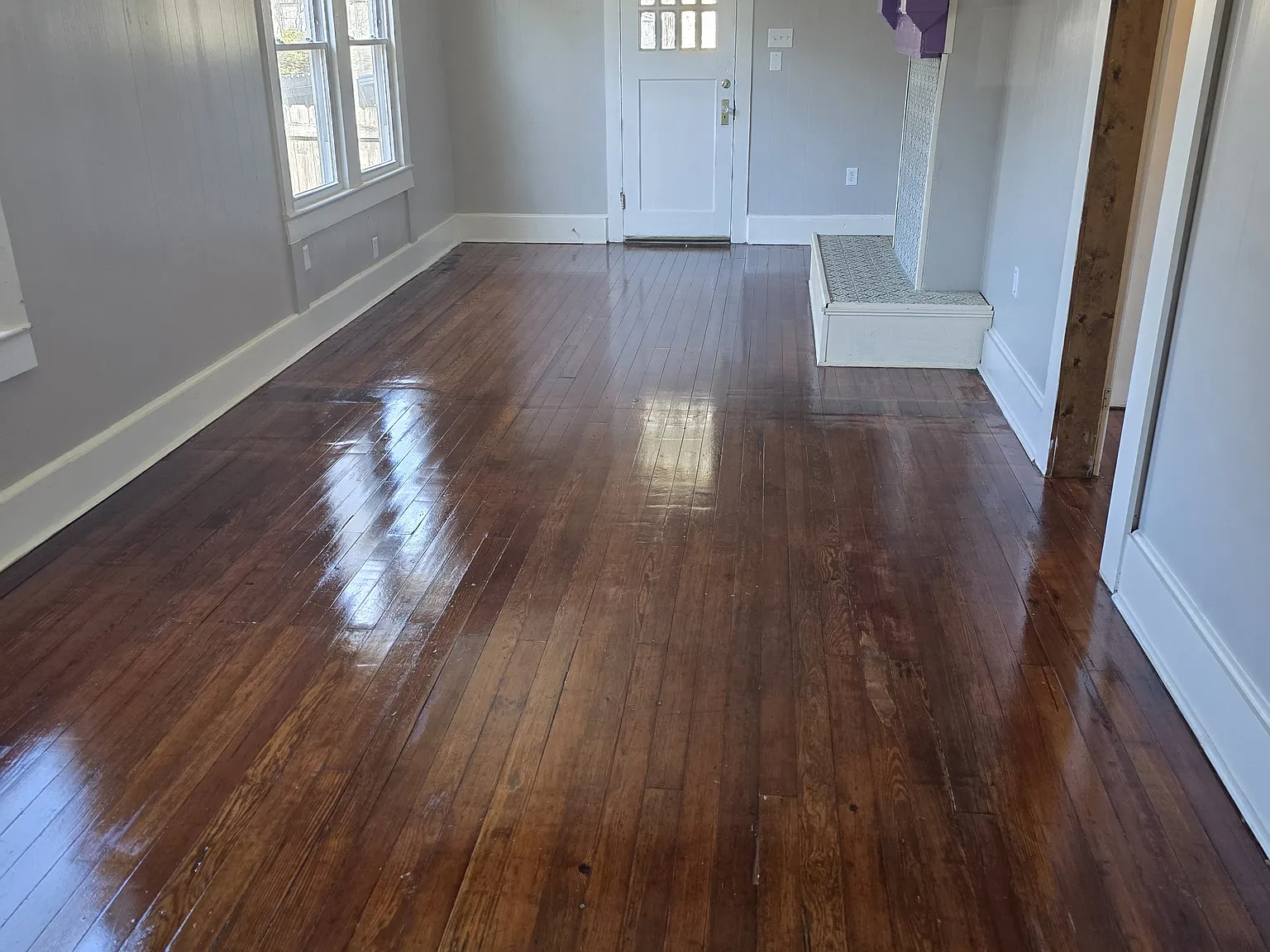 3 bed, 1210 sqft, $1,200 — Photo 2